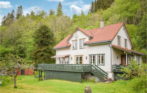 4 Bedroom Lovely Home In Lonevåg